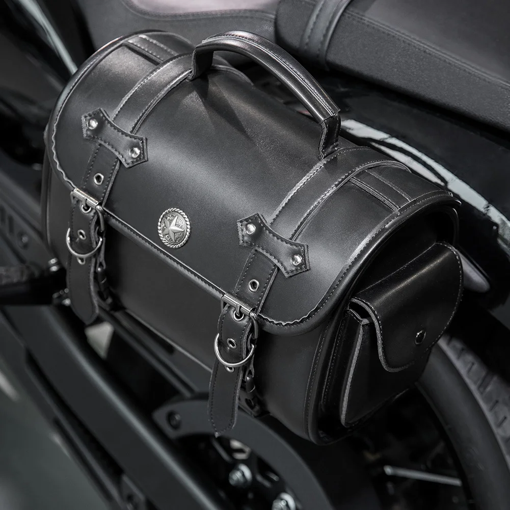 Dyna Saddlebags - Classic Black Leather Motorcycle Bag - Image 2