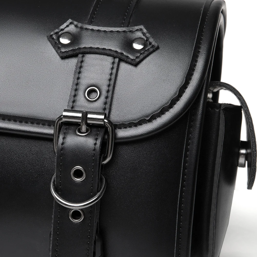 Dyna Saddlebags - Classic Black Leather Motorcycle Bag - Image 6