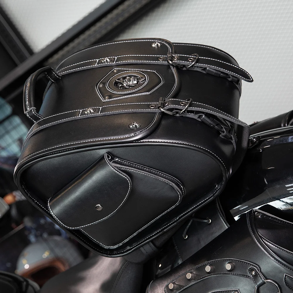 Sportster Saddlebags - Oversized Touring Leather Bag - Image 10