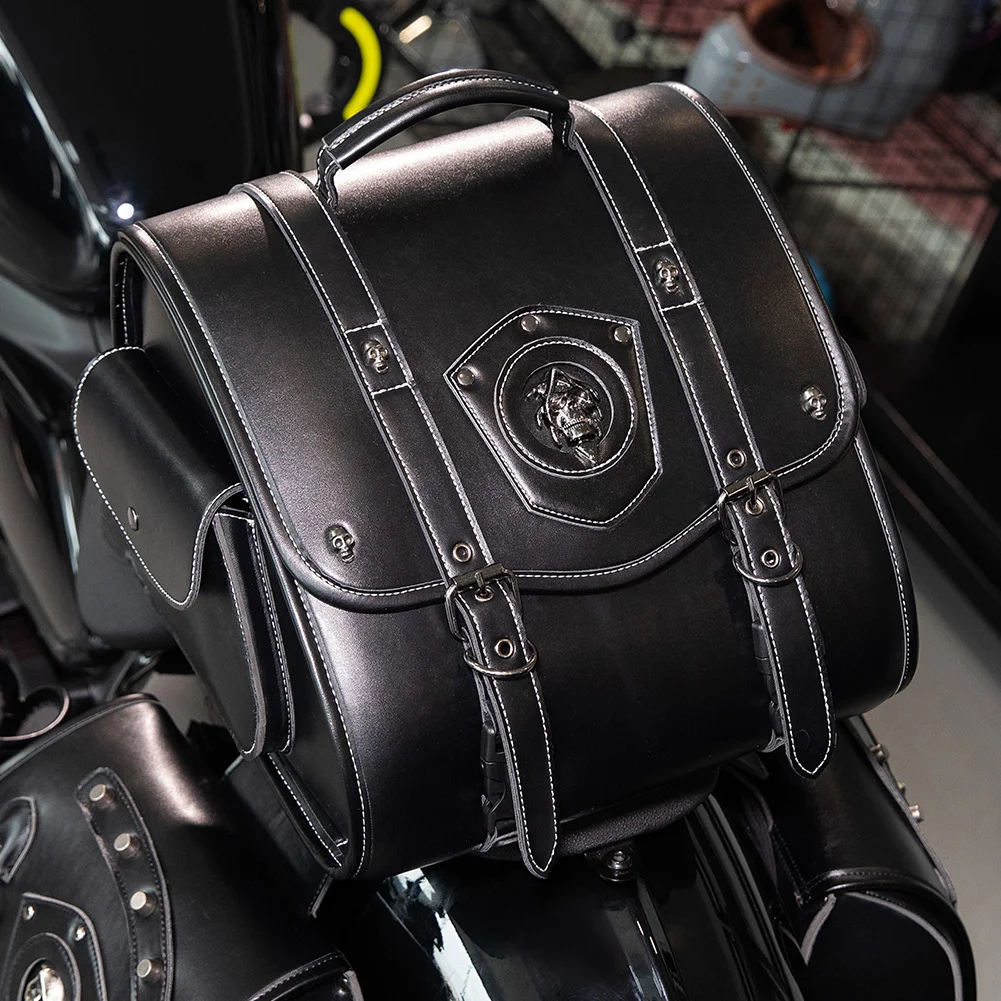 Sportster Saddlebags - Oversized Touring Leather Bag - Image 12